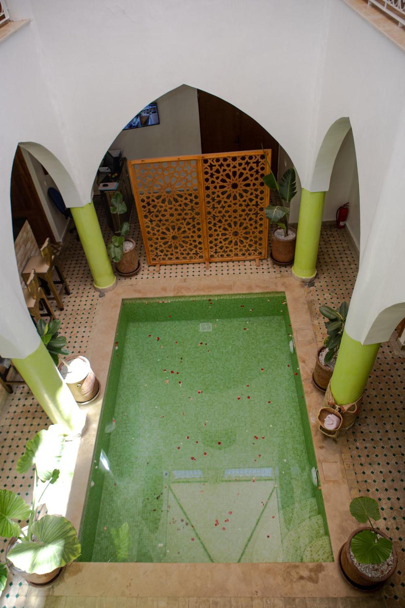Riad Petite Rose Marrakesh Exterior photo